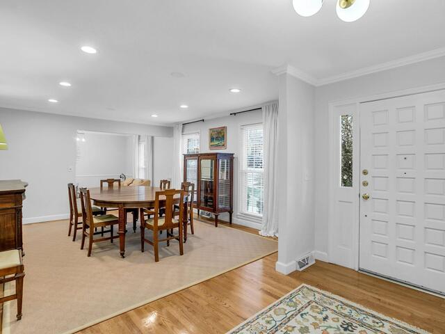 Photo of 16 Sugarberry Drive