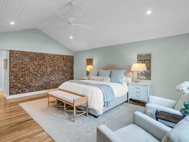 Photo of 16 Sugarberry Drive