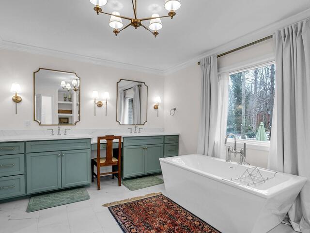 Photo of 16 Sugarberry Drive