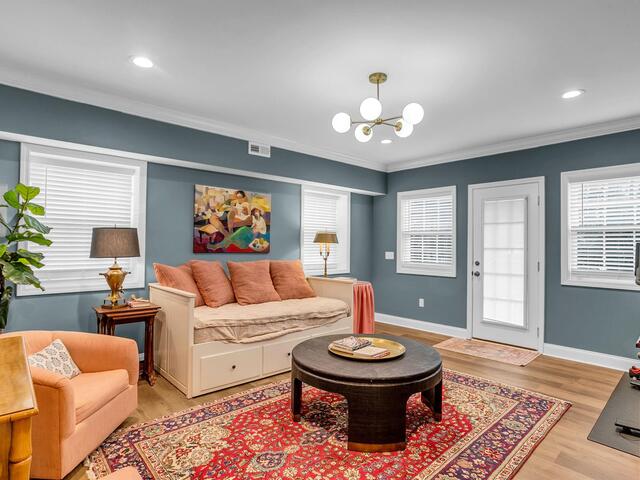 Photo of 16 Sugarberry Drive