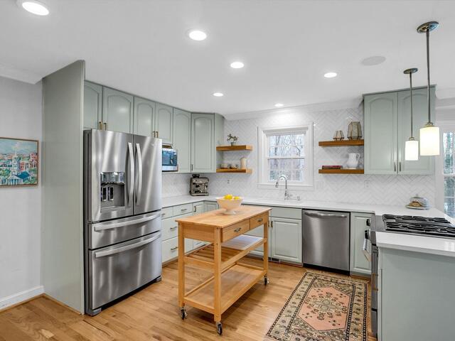 Photo of 16 Sugarberry Drive