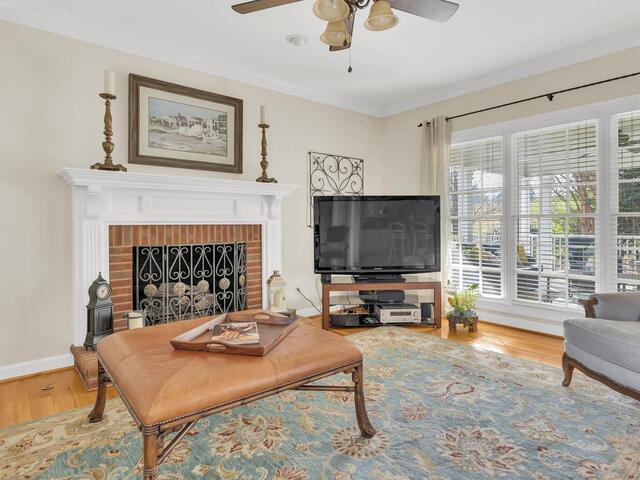 Photo of 301 Rosebud Lane