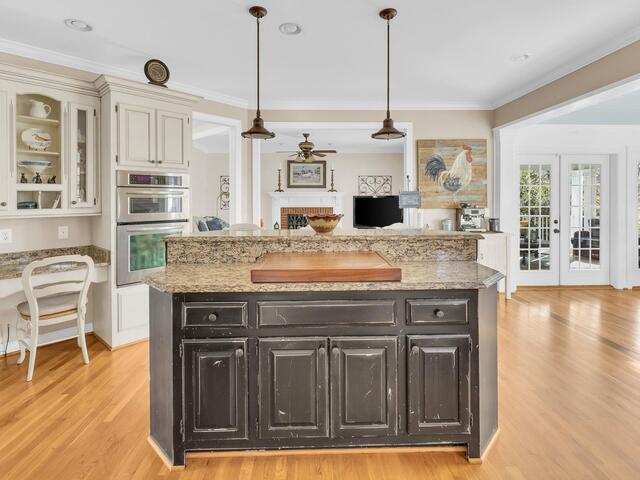 Photo of 301 Rosebud Lane