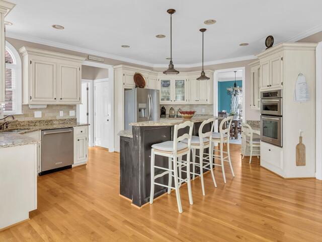 Photo of 301 Rosebud Lane