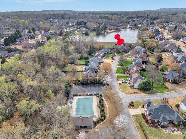 Photo of 301 Rosebud Lane