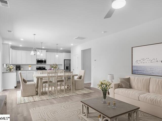 Photo of 1550 Honeybee Lane