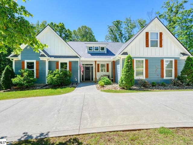 Photo of 2007 Edwards Lake Road