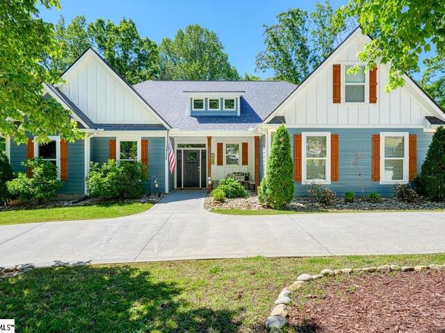 Photo of 2007 Edwards Lake Road