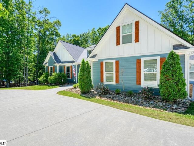 Photo of 2007 Edwards Lake Road