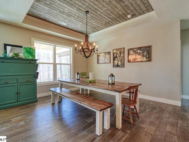 Photo of 2007 Edwards Lake Road