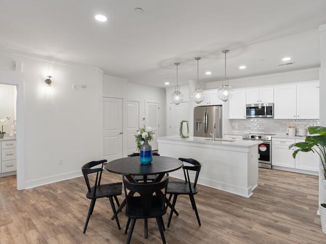 Photo of 98 E Mcbee Avenue