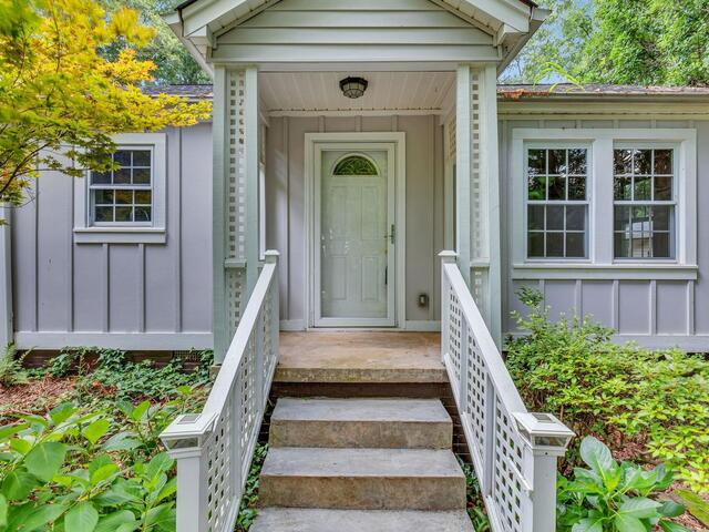 Photo of 14 Dixie Avenue