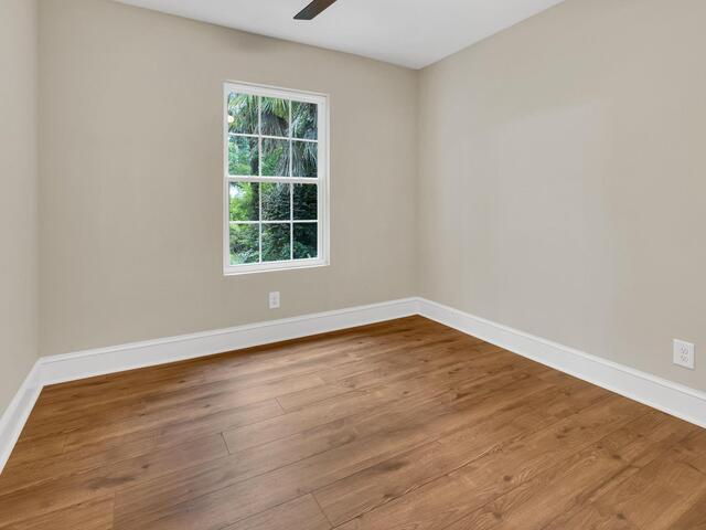 Photo of 14 Dixie Avenue