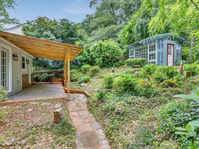 Photo of 14 Dixie Avenue