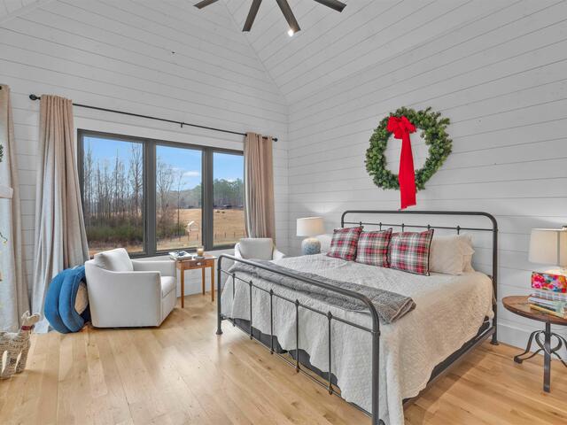 Photo of 1425 S Harper Street