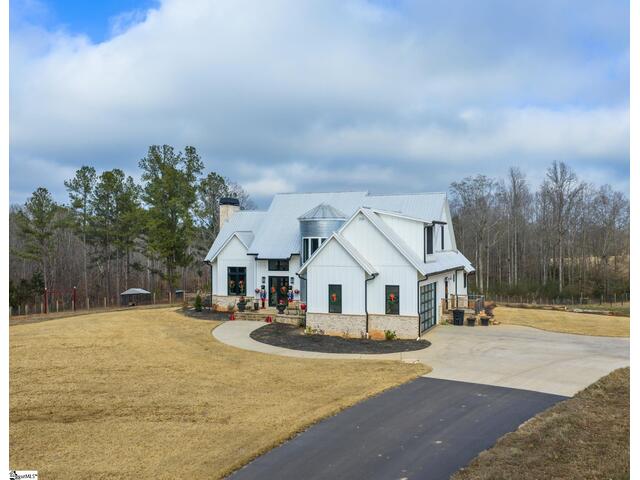 Photo of 1425 S Harper Street