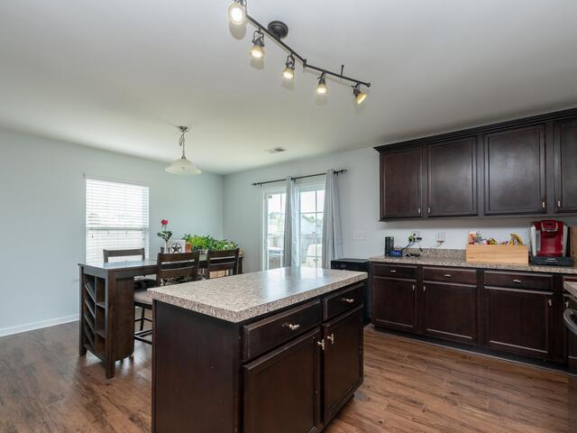 Photo of 611 Willow Bank Landing