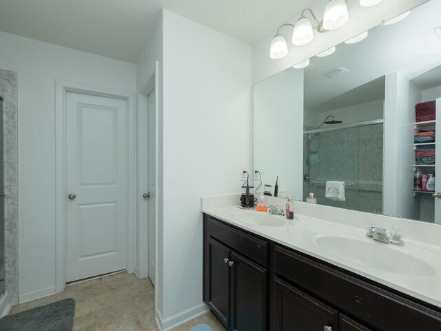 Photo of 611 Willow Bank Landing