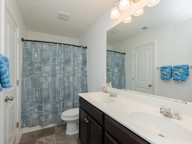 Photo of 611 Willow Bank Landing