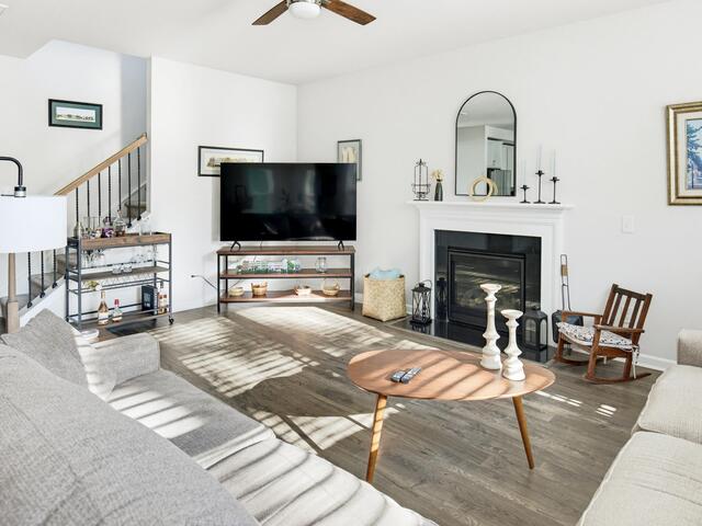Photo of 310 Wildbay Court
