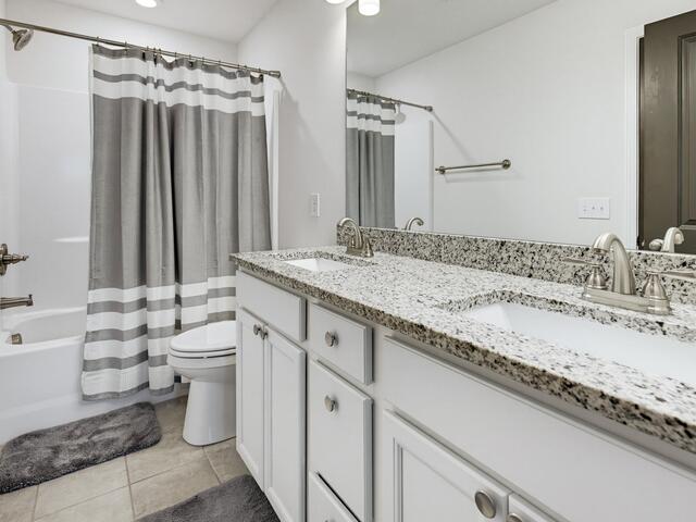 Photo of 310 Wildbay Court