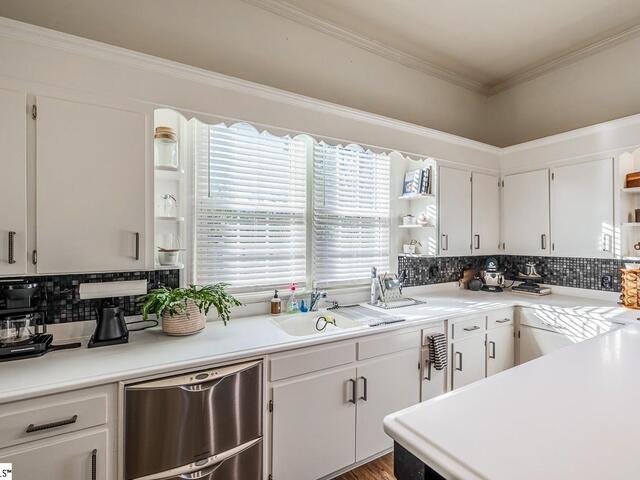 Photo of 400 W Arlington Avenue