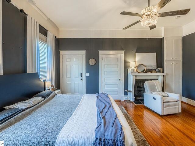 Photo of 400 W Arlington Avenue