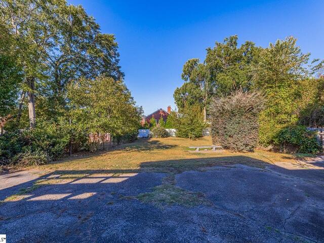 Photo of 400 W Arlington Avenue