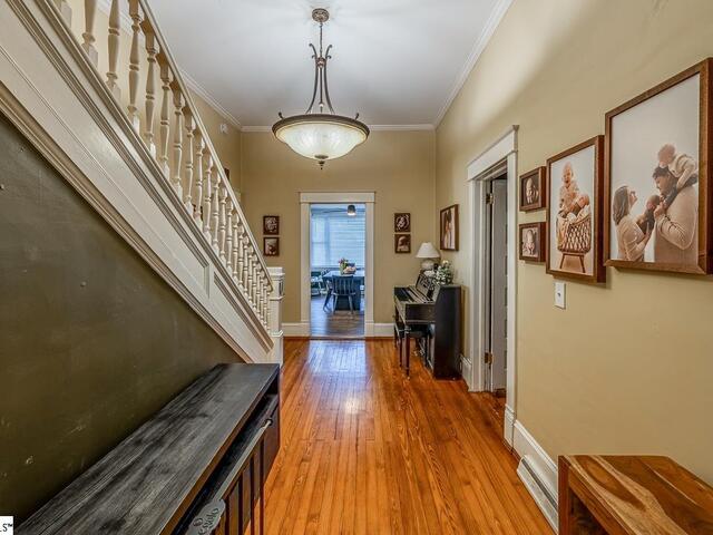 Photo of 400 W Arlington Avenue