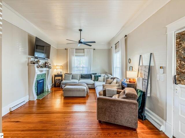 Photo of 400 W Arlington Avenue