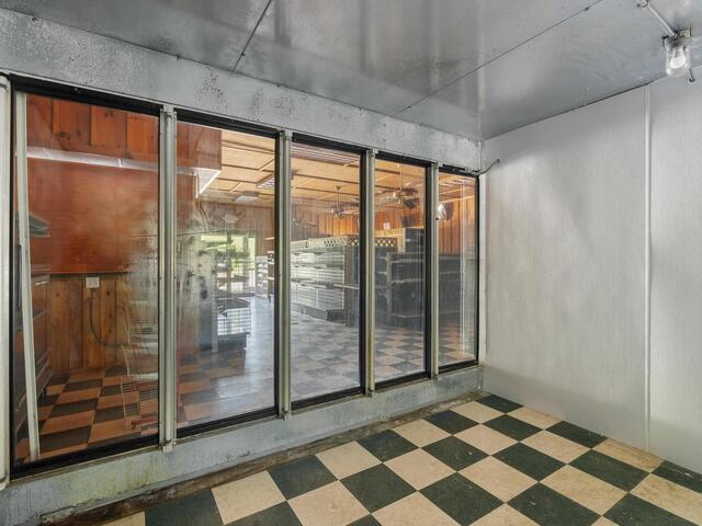 Photo of 869 Poplar Street