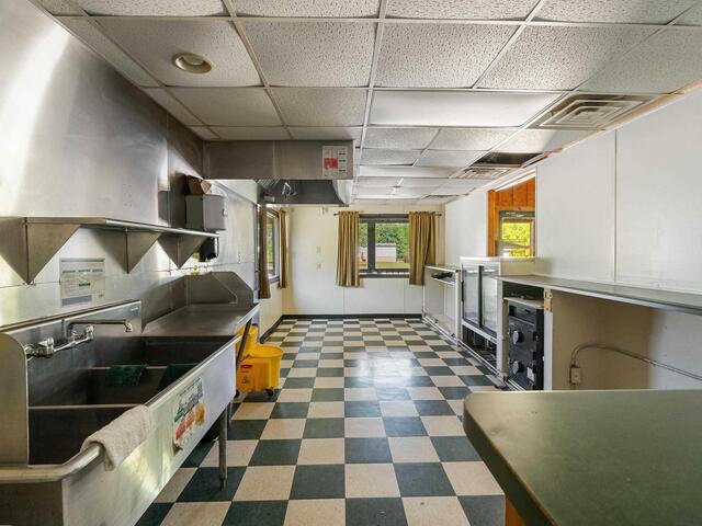 Photo of 869 Poplar Street