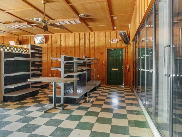 Photo of 869 Poplar Street