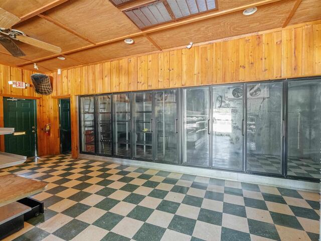 Photo of 869 Poplar Street