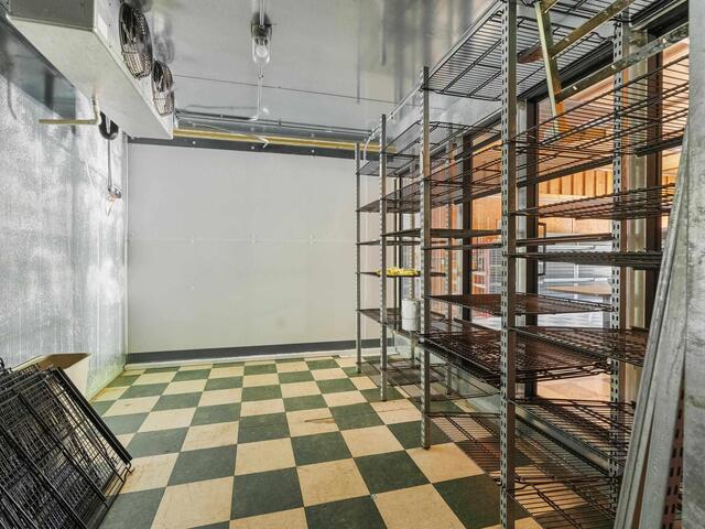 Photo of 869 Poplar Street