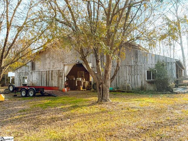 Photo of 2257 Fairview Road