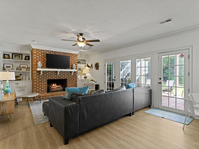 Photo of 104 Lady Banks Lane