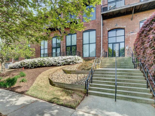 Photo of 300 South Street