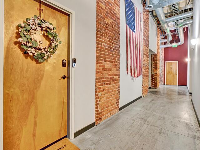 Photo of 300 South Street
