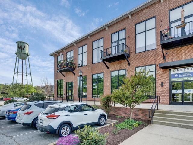 Photo of 300 South Street