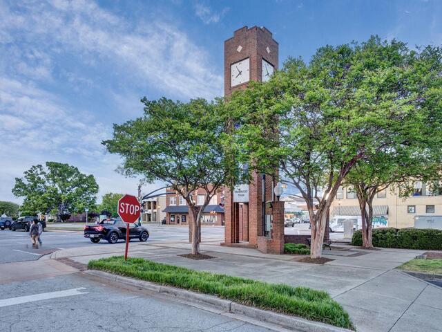 Photo of 300 South Street