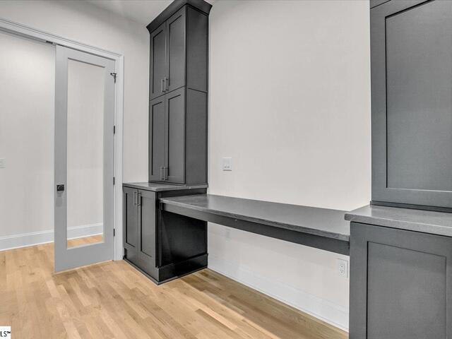 Photo of 219 W Hillcrest Drive