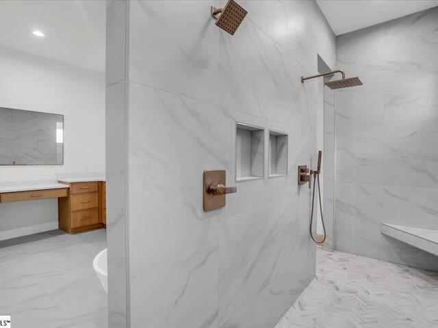 Photo of 219 W Hillcrest Drive