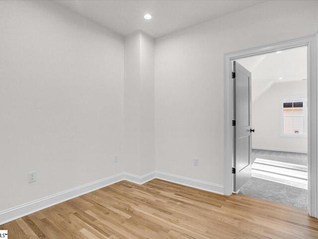 Photo of 219 W Hillcrest Drive