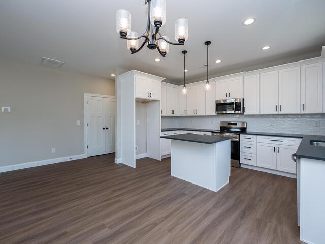 Photo of 12 bridwell Avenue