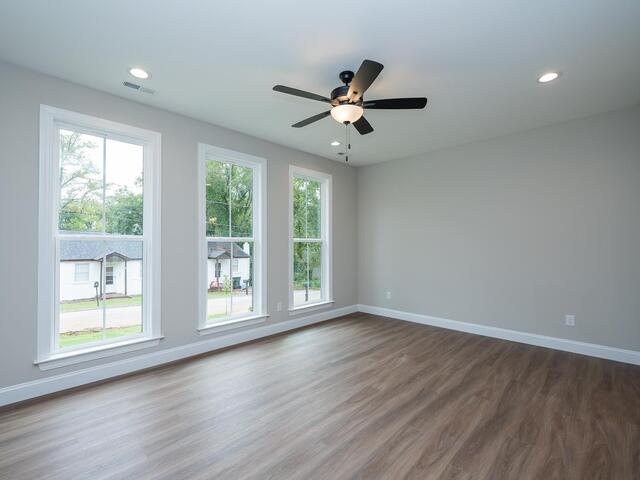 Photo of 12 bridwell Avenue