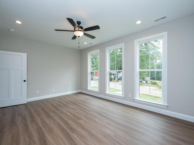 Photo of 12 bridwell Avenue