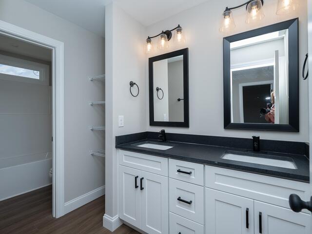 Photo of 12 bridwell Avenue