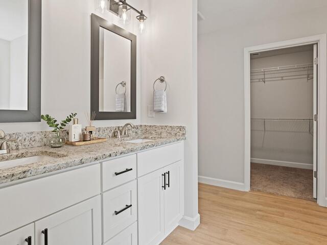 Photo of 4043 Ridge Road