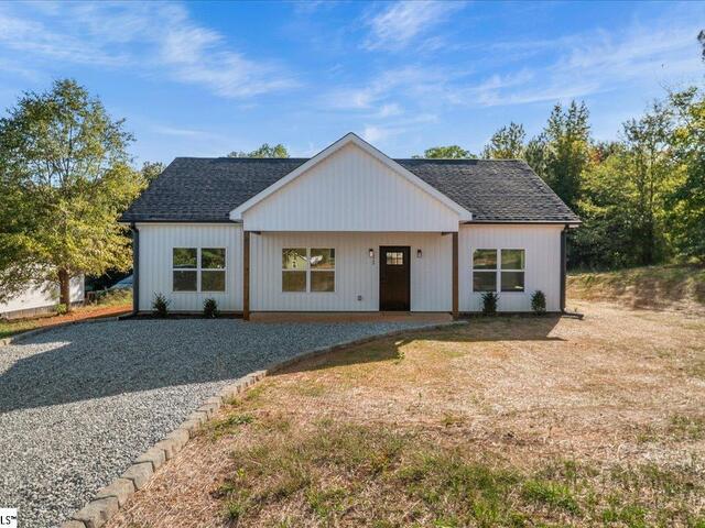 Photo of 115 Dogwood farms Court